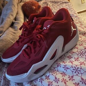 Jordan ‘University Red’ Tatum 1 TB